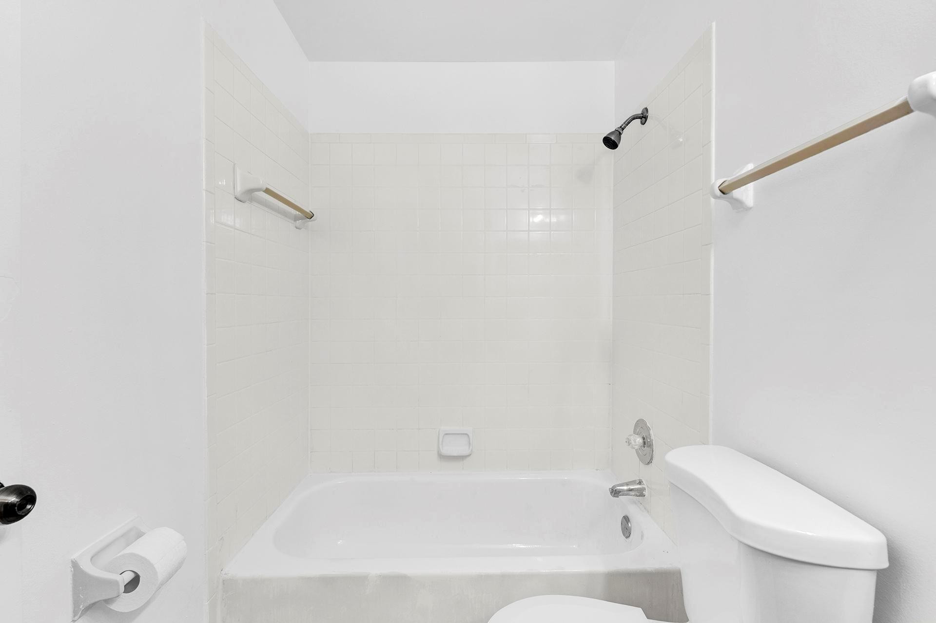 3449 NW 44th St 205