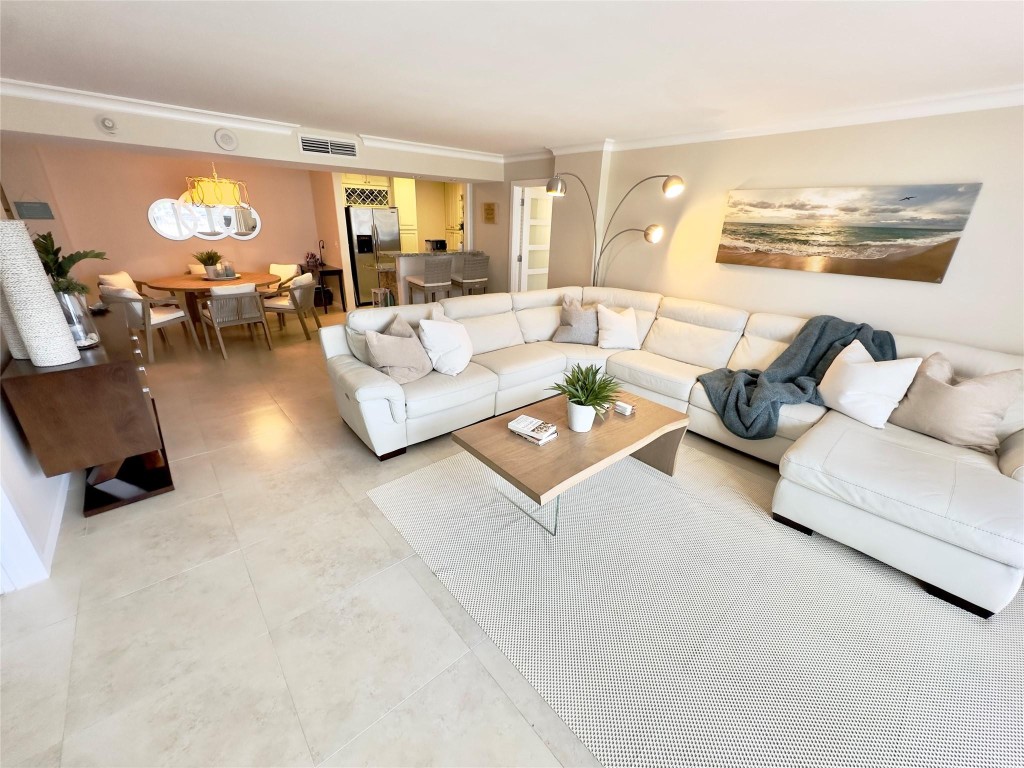 1 Las Olas Circle 110