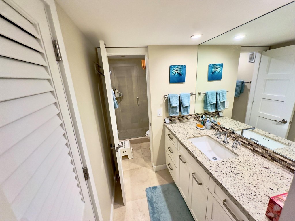 1 Las Olas Circle 110