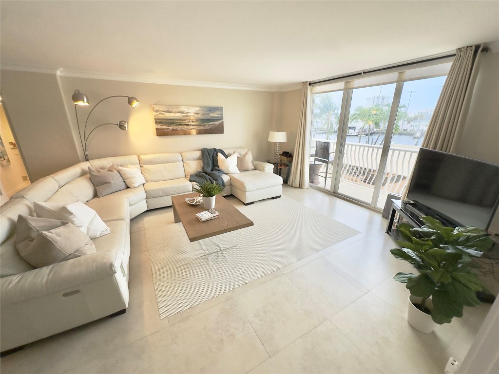 1 Las Olas Circle 110