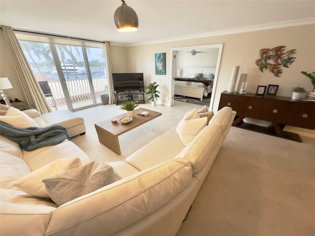 1 Las Olas Circle 110