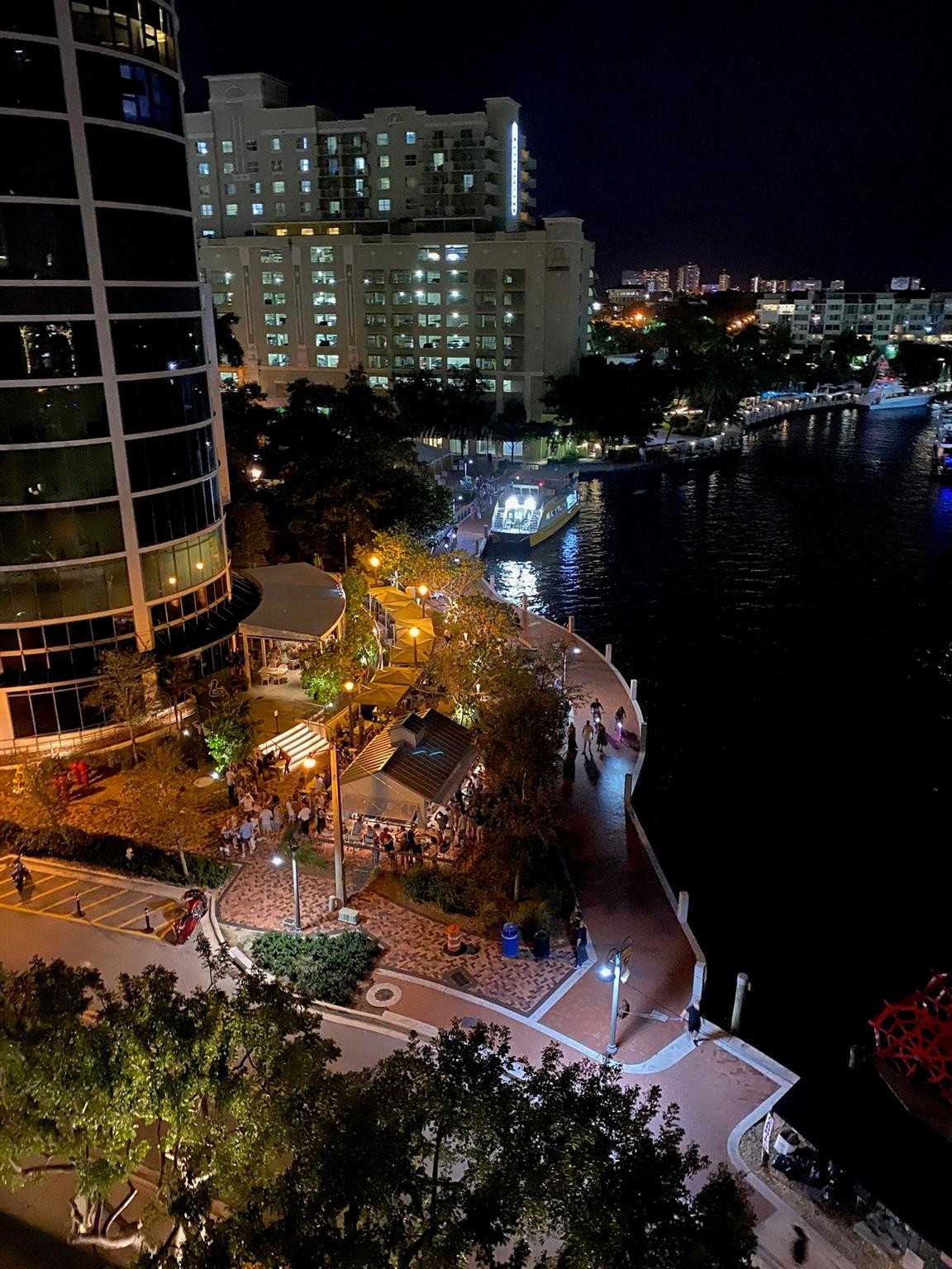 411 N New River Dr 803