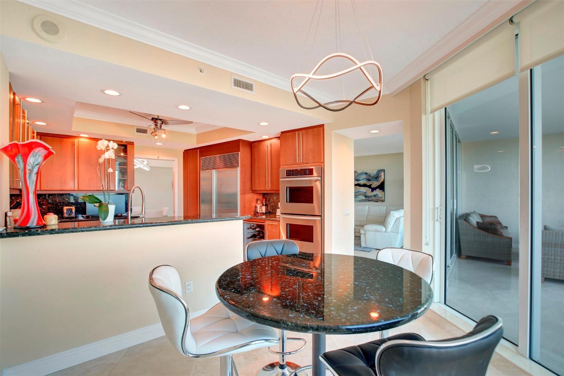 411 N New River Dr 803