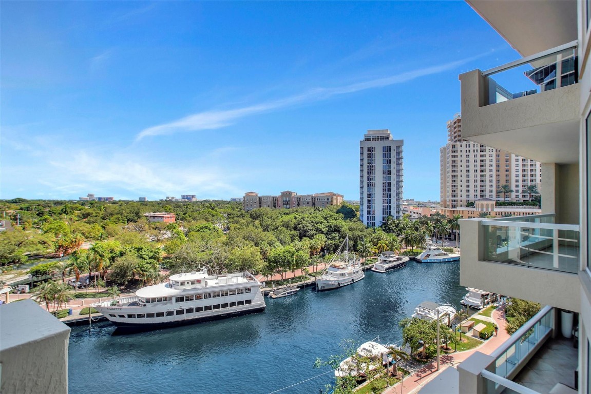 411 N New River Dr 803