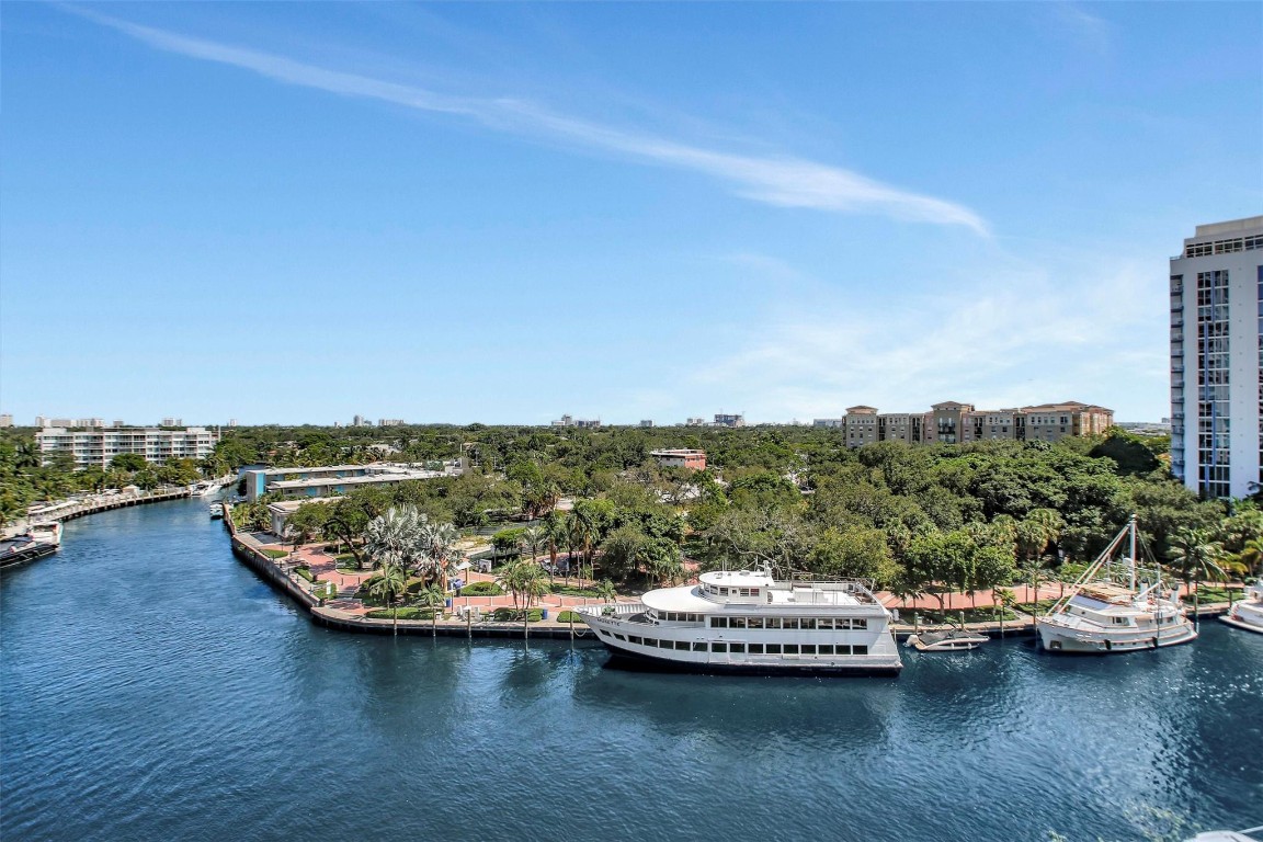 411 N New River Dr 803