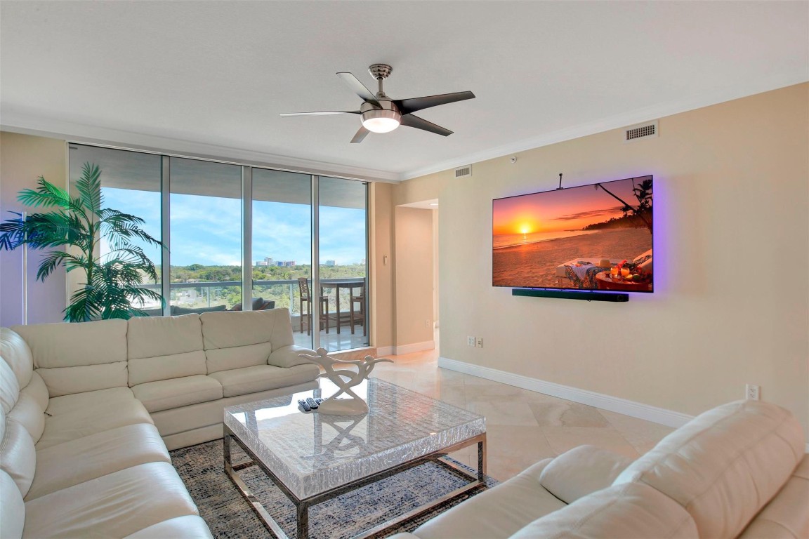 411 N New River Dr 803