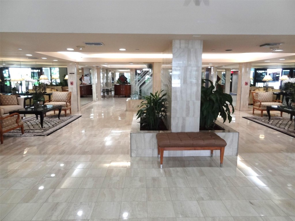 3400 S Ocean Blvd 3L