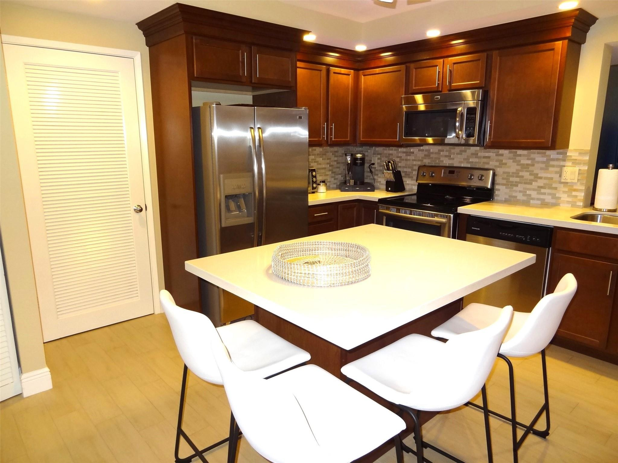 3400 S Ocean Blvd 3L