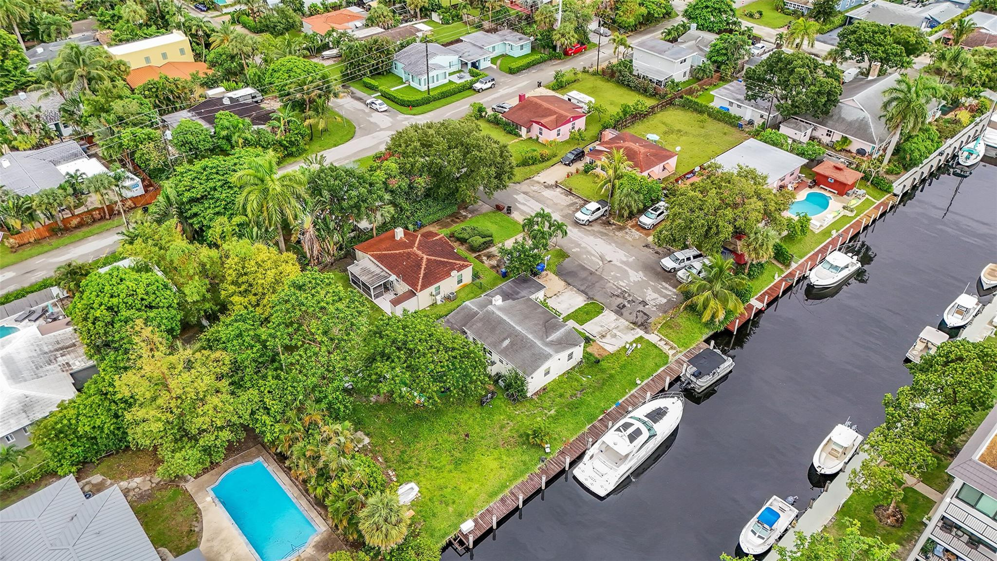 911 SW 11th Ave