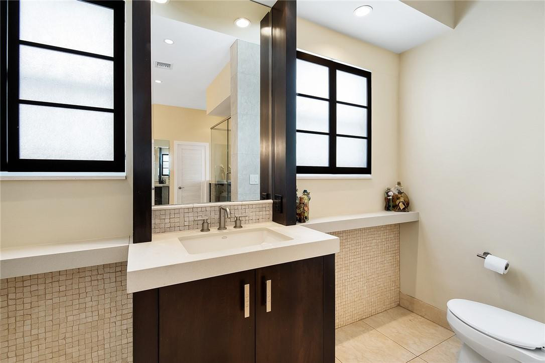 3430 W Galt Ocean Dr