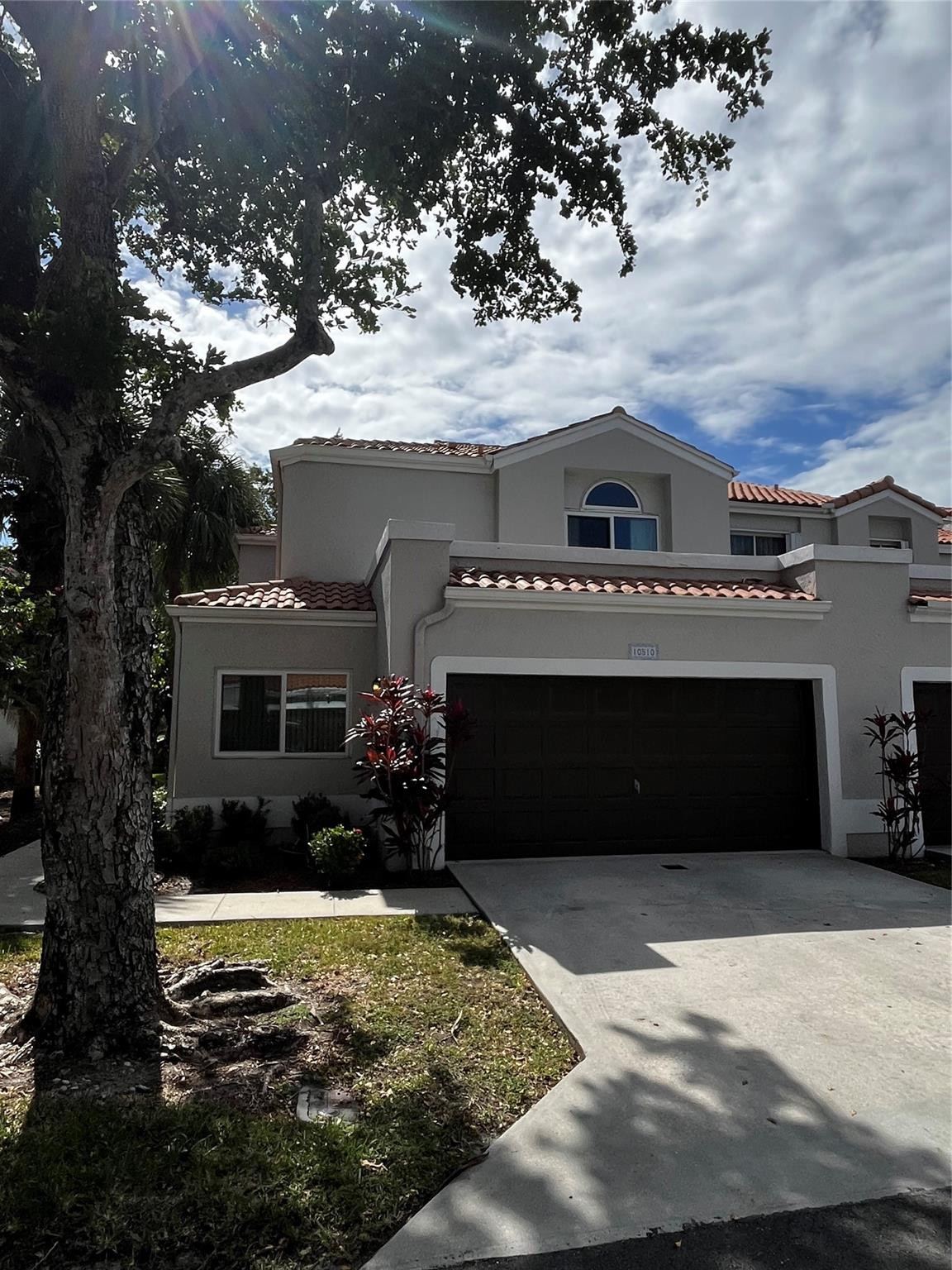 10510 Lake Vista Cir 10510