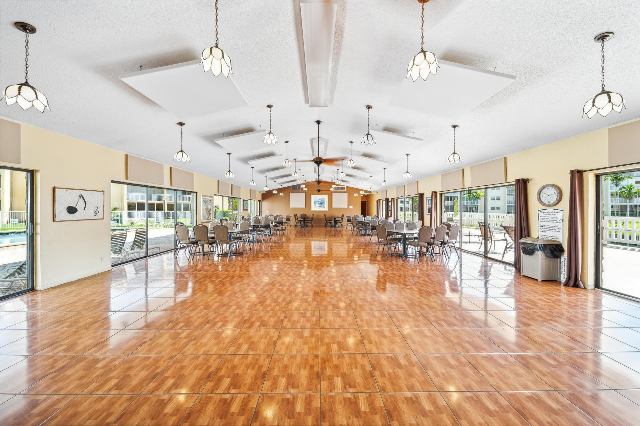 202 SE 10th Street 103