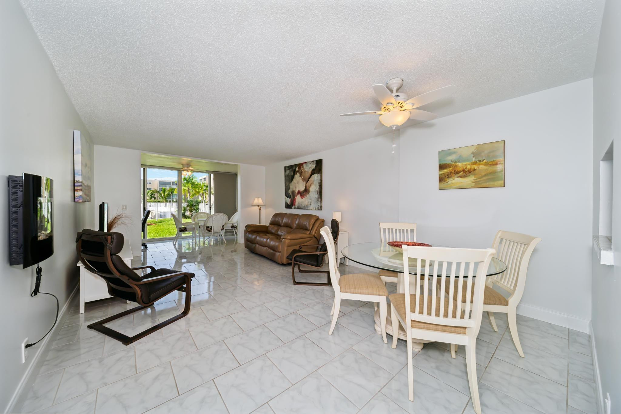 202 SE 10th Street 103