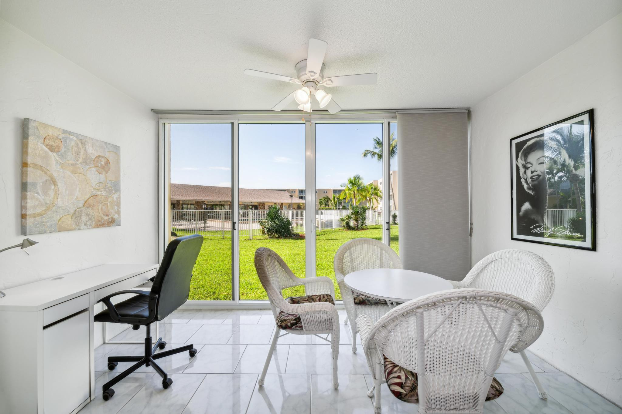 202 SE 10th Street 103