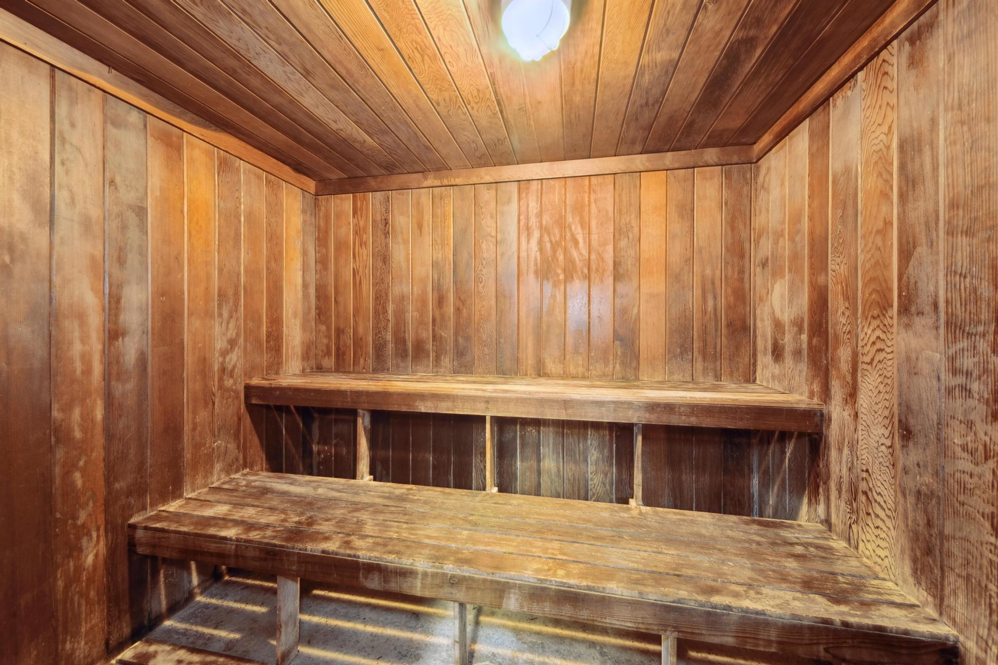 202 SE 10th Street 103