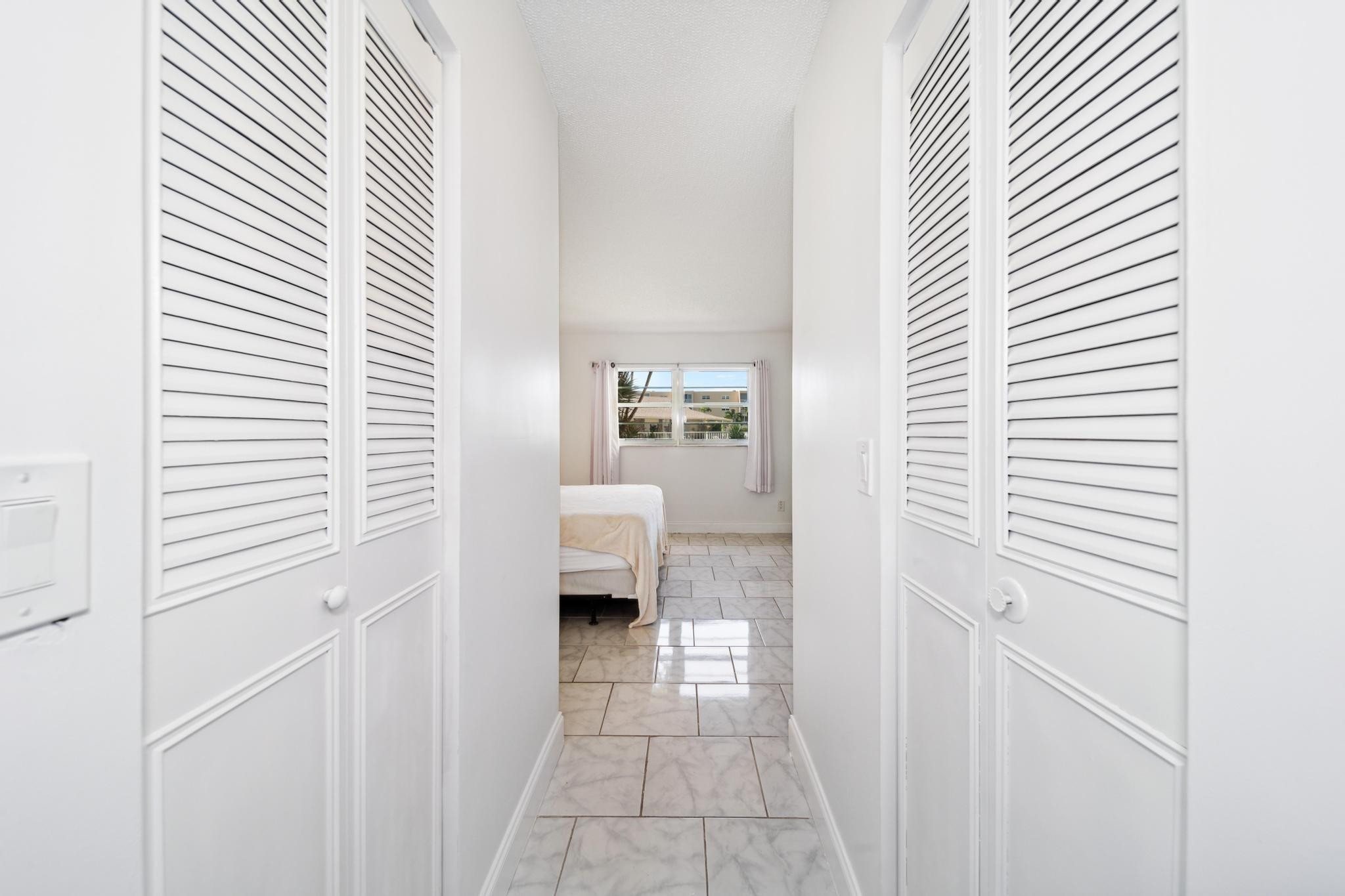 202 SE 10th Street 103