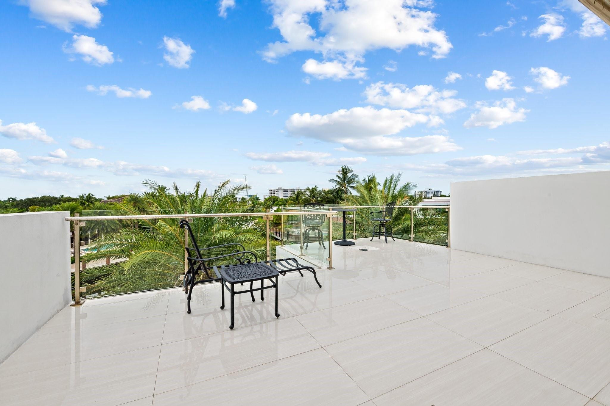 248 Shore Ct 248