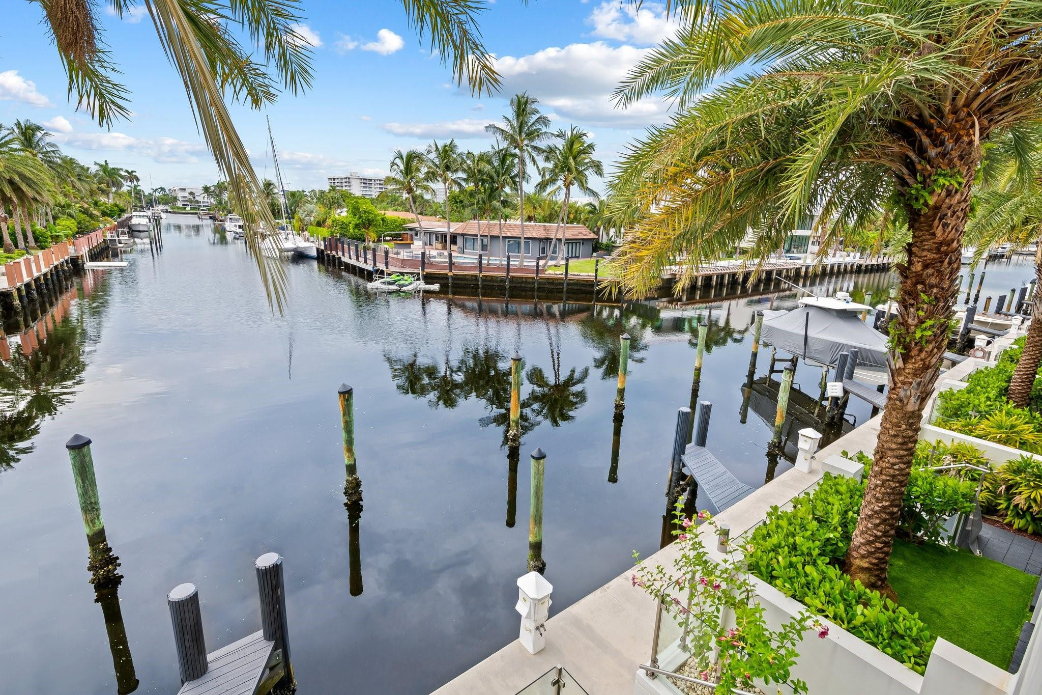 248 Shore Ct 248
