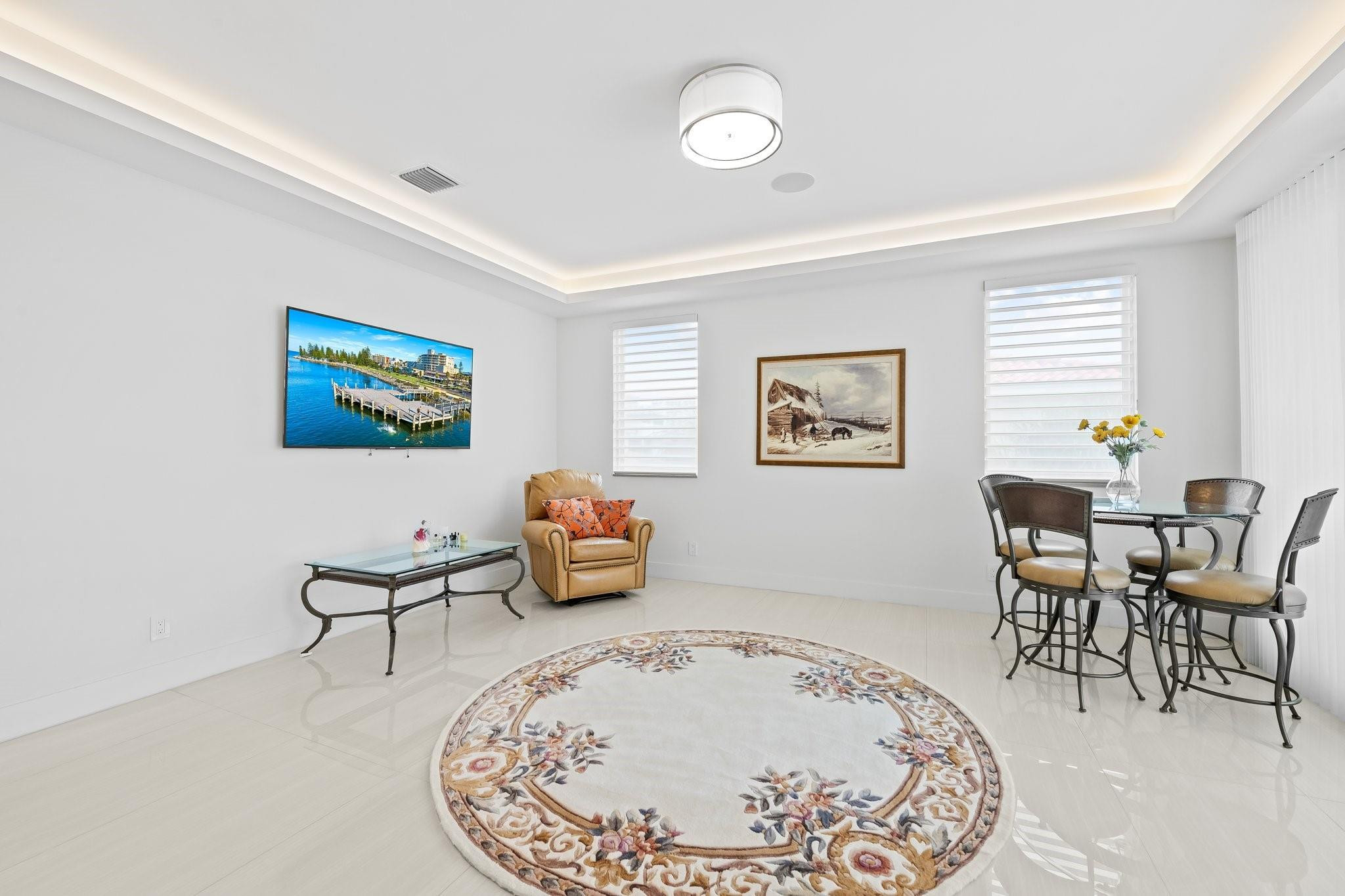 248 Shore Ct 248