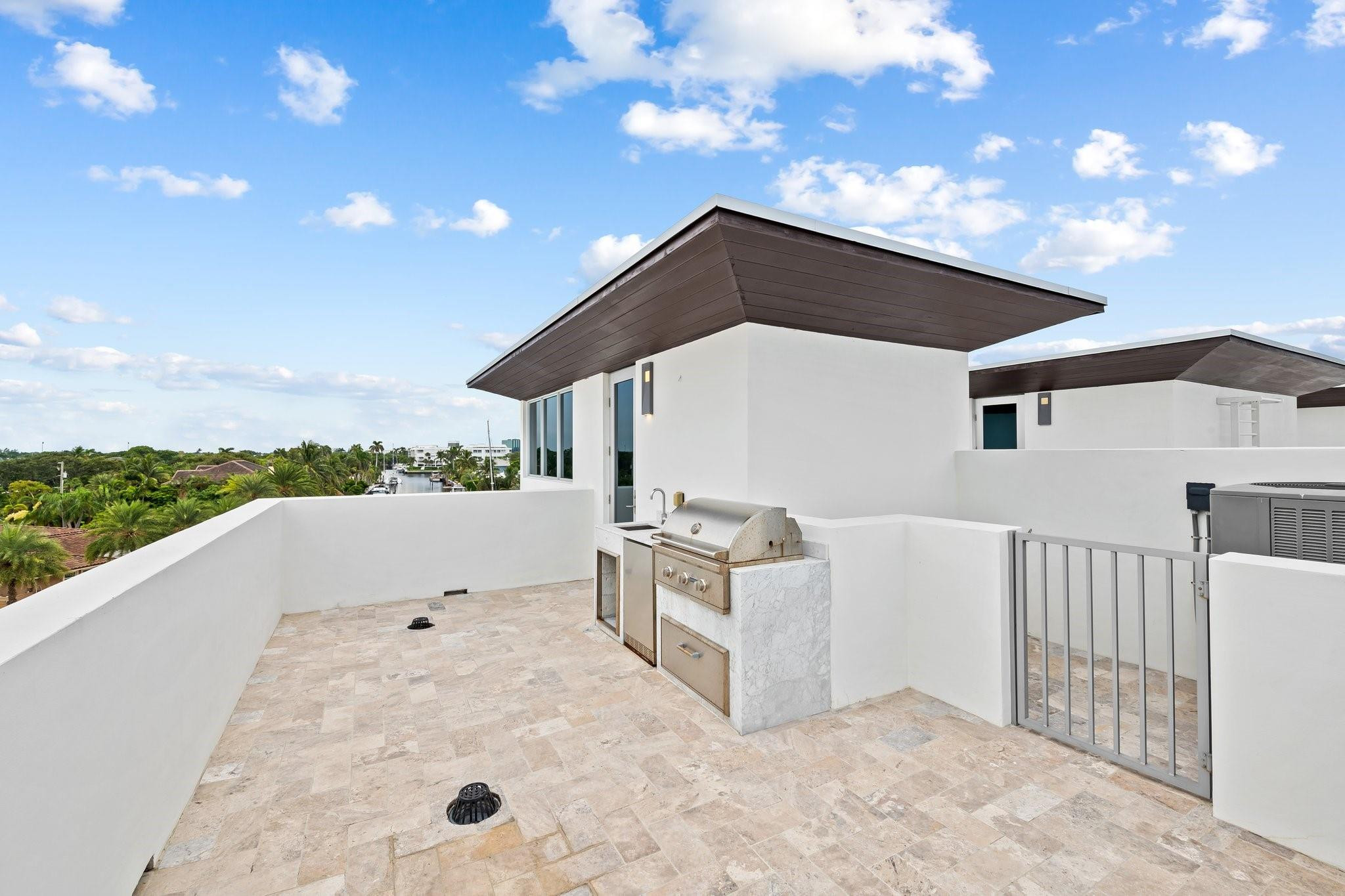 248 Shore Ct 248
