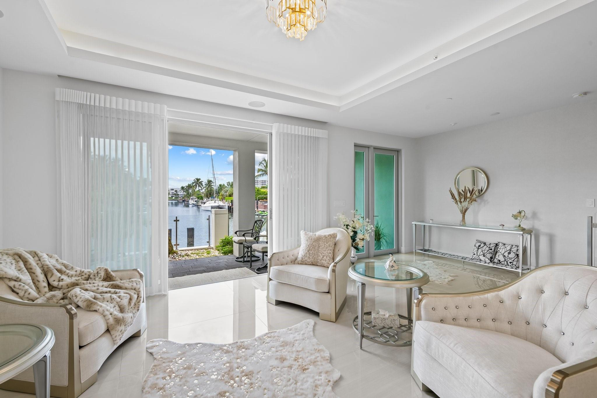 248 Shore Ct 248