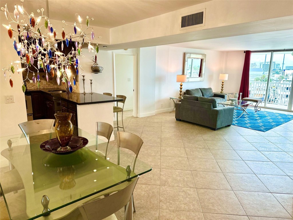 1 Las Olas Circle 314