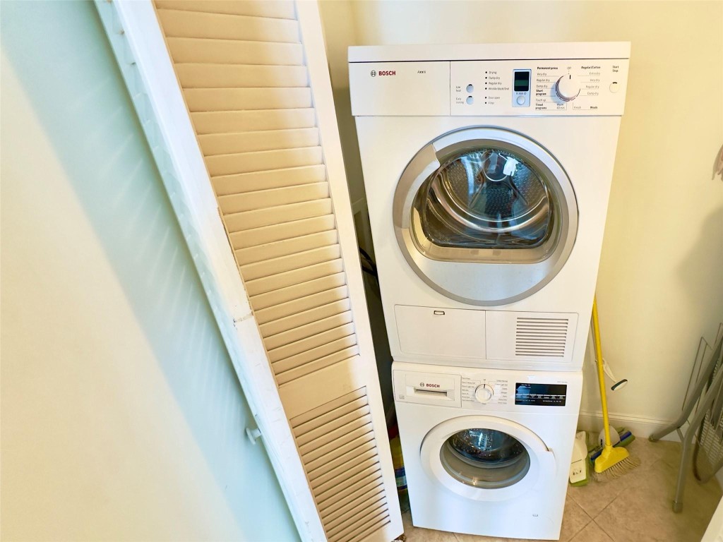 1 Las Olas Circle 314