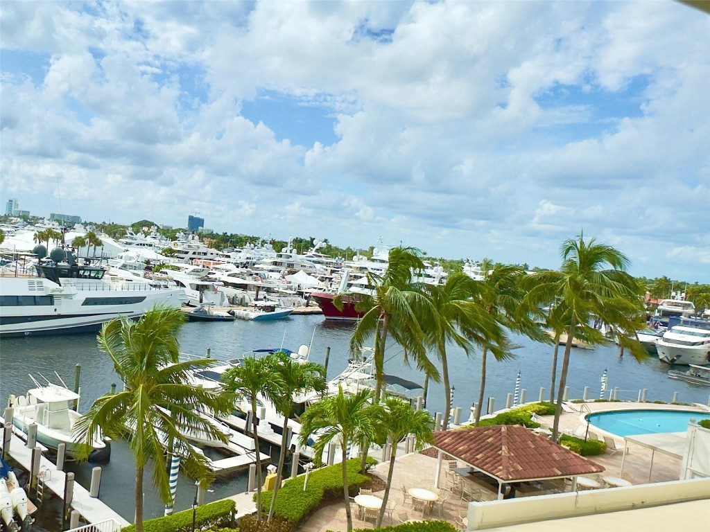 1 Las Olas Circle 314