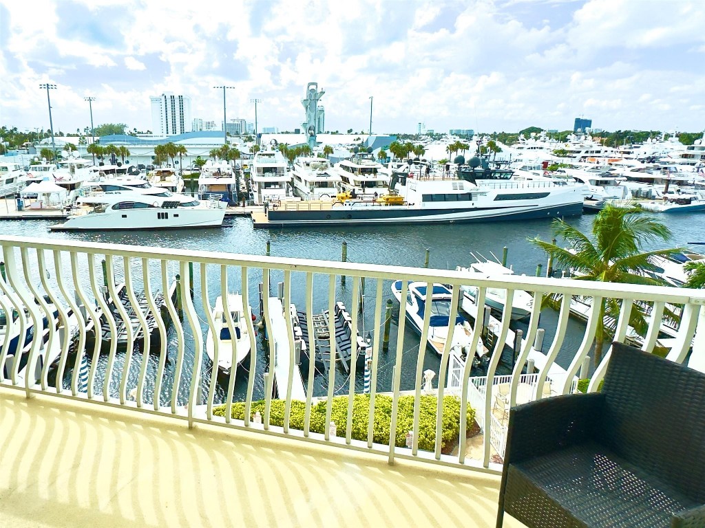 1 Las Olas Circle 314