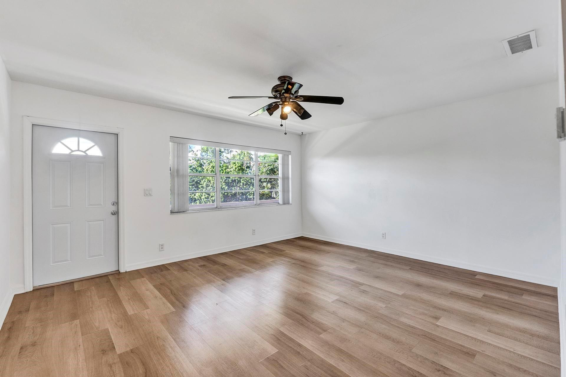 510 SW 15th St 5