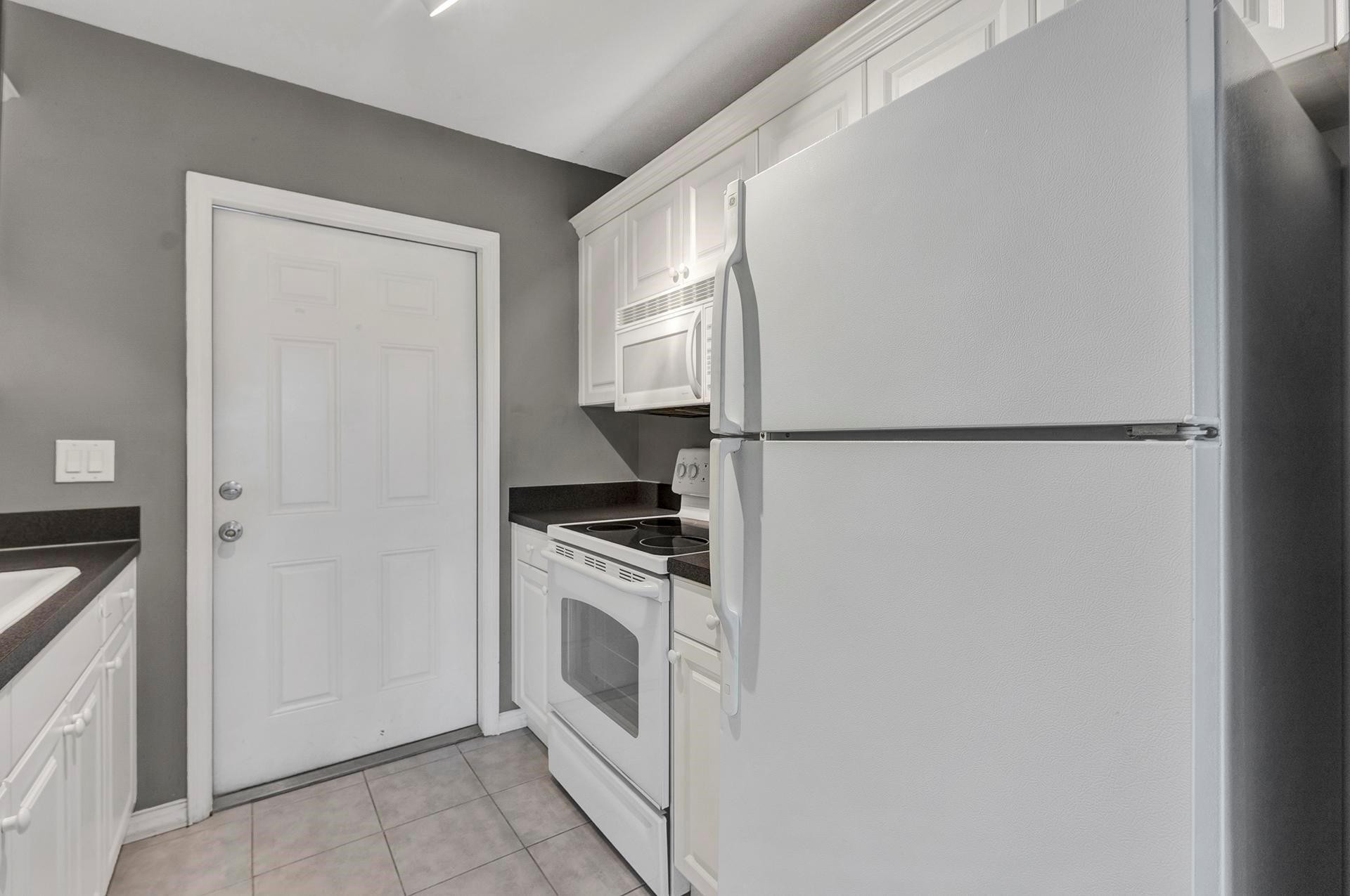 510 SW 15th St 5