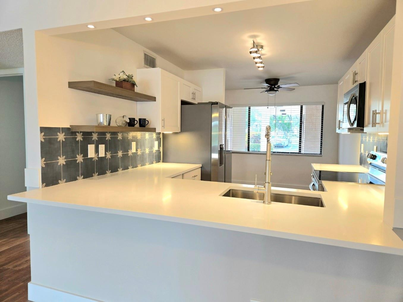 9639 N Belfort Cir 9639