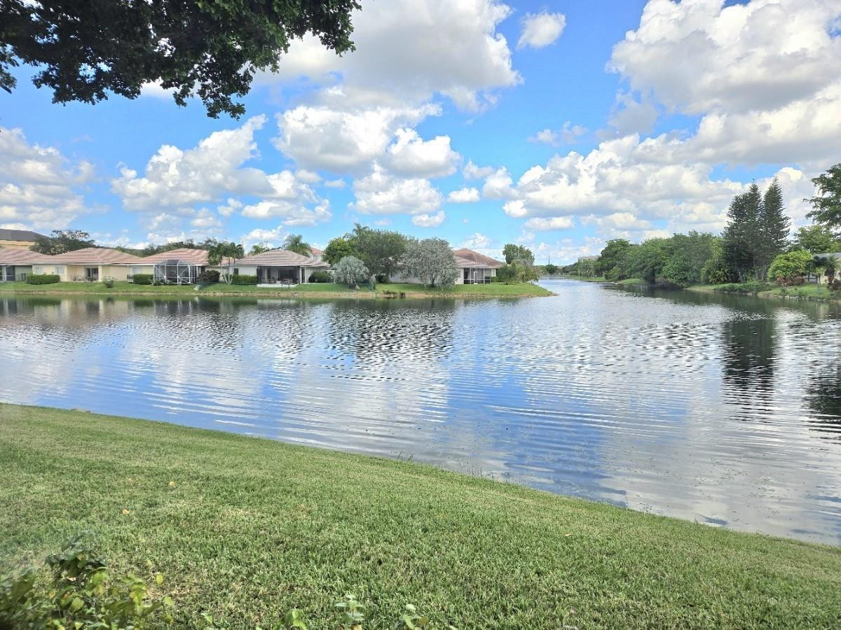 9639 N Belfort Cir 9639