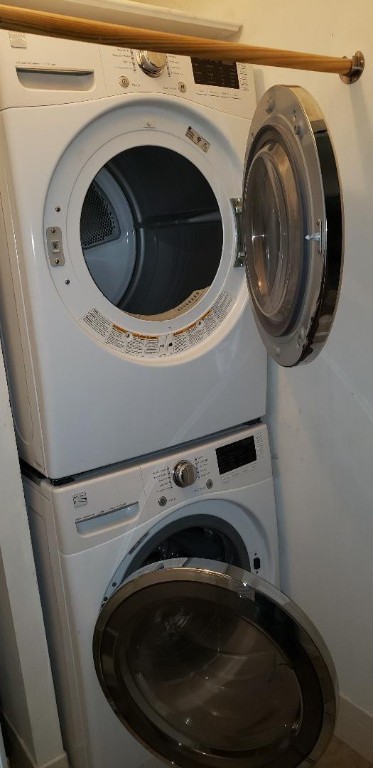 2700 S Oakland Forest Dr 603