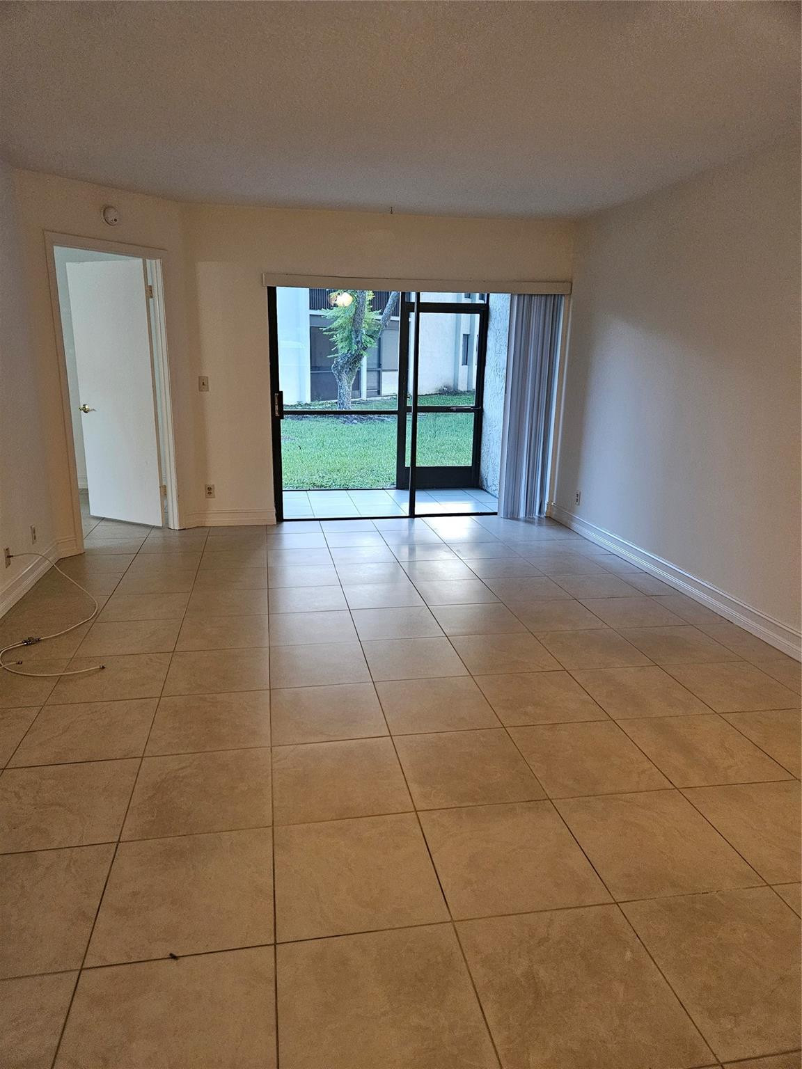 5583 Courtyard Dr 5583