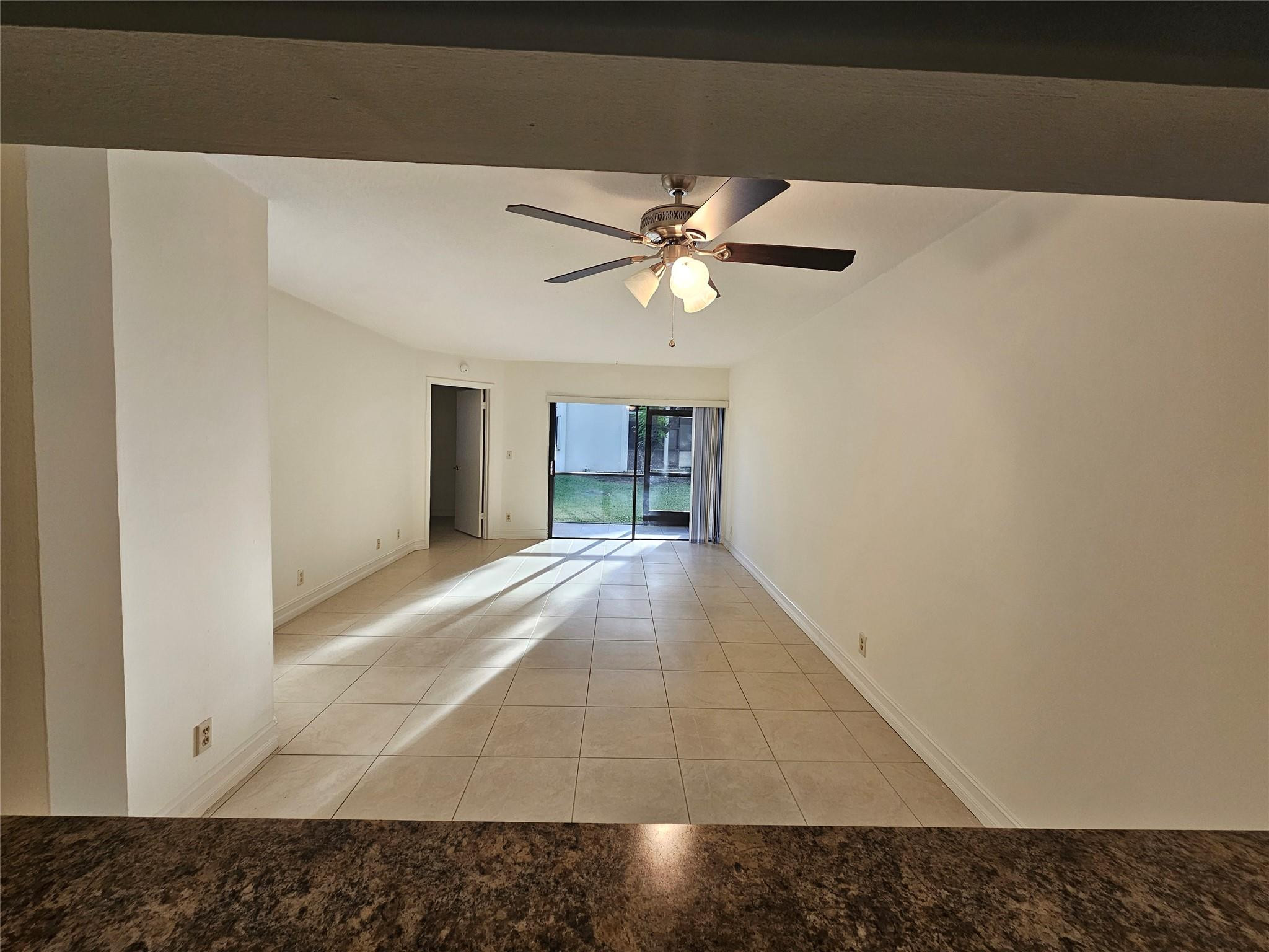 5583 Courtyard Dr 5583