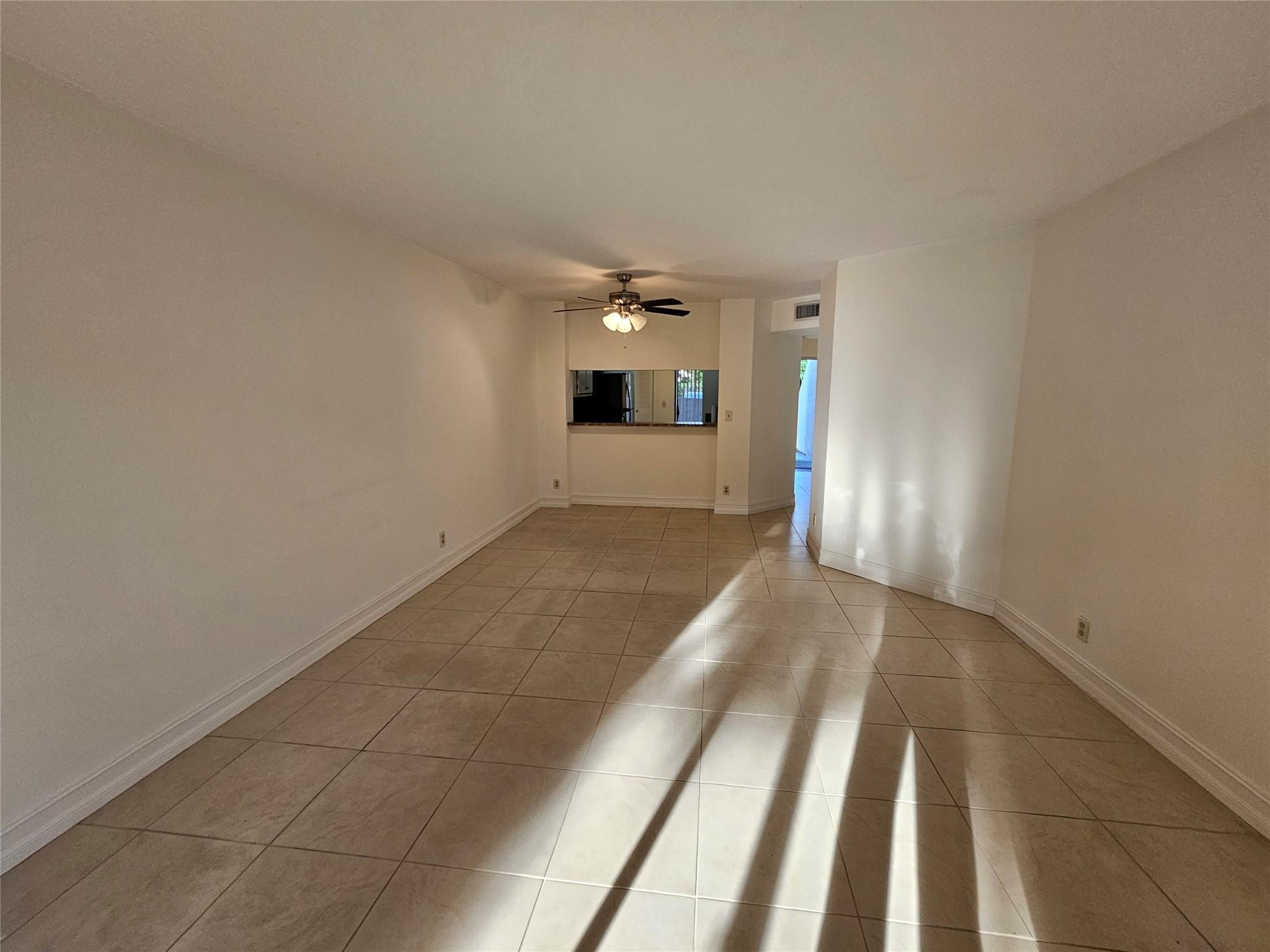 5583 Courtyard Dr 5583