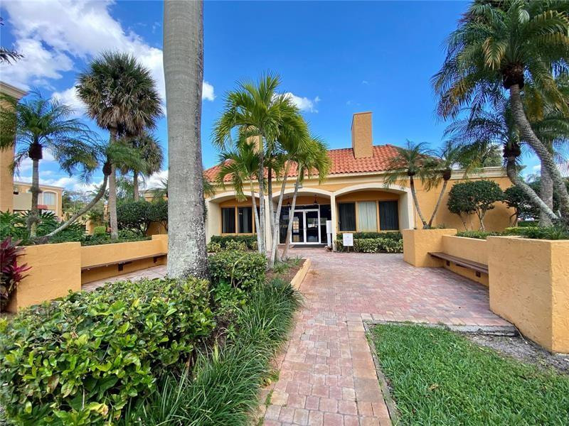 17901 NW 68th Ave T-204