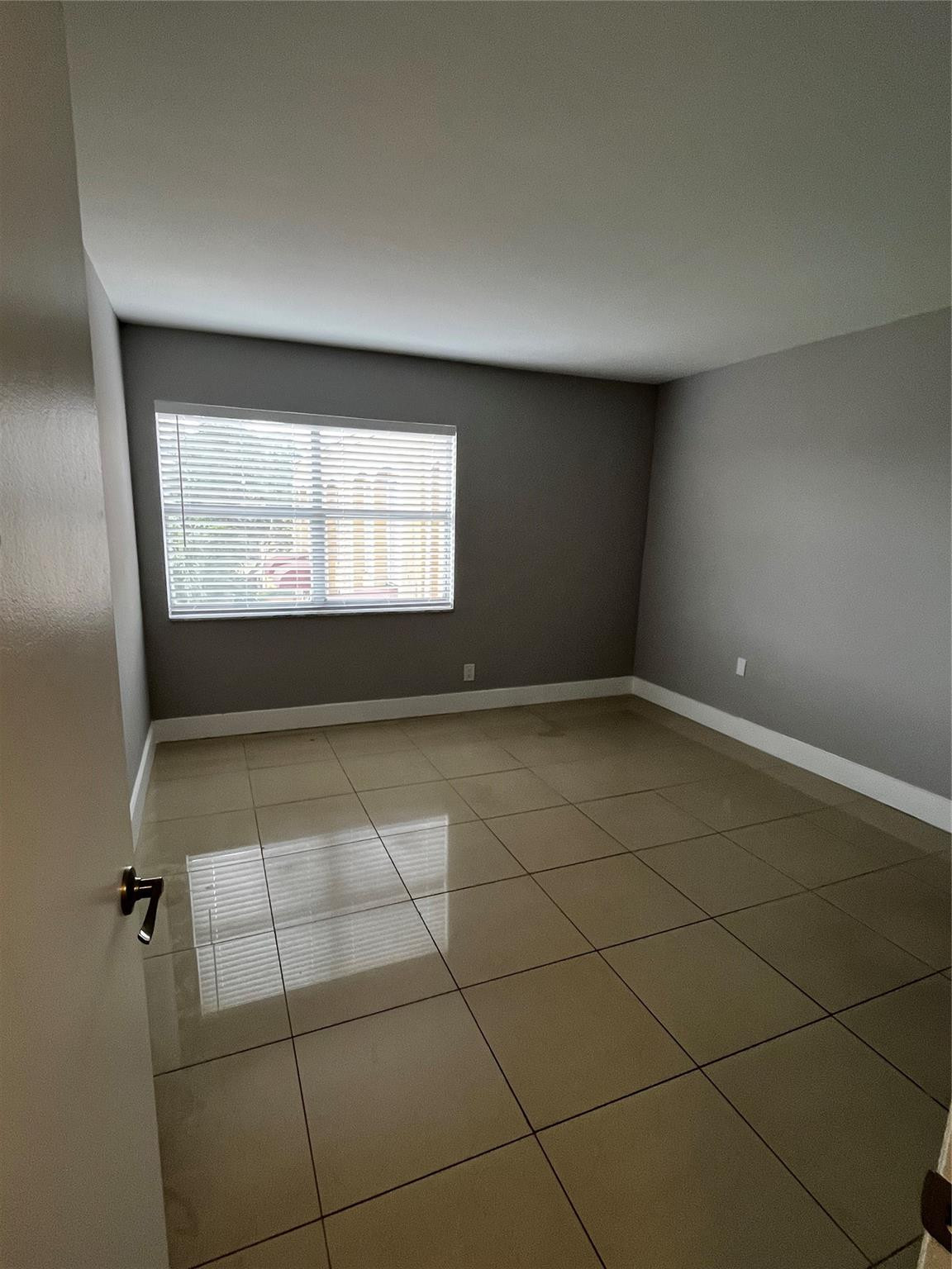 17901 NW 68th Ave T-204