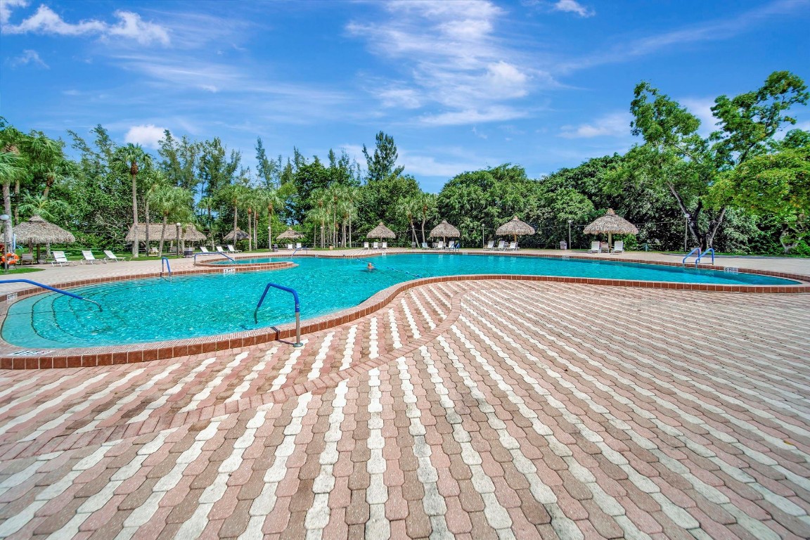 3100 Holiday Springs Blvd 305