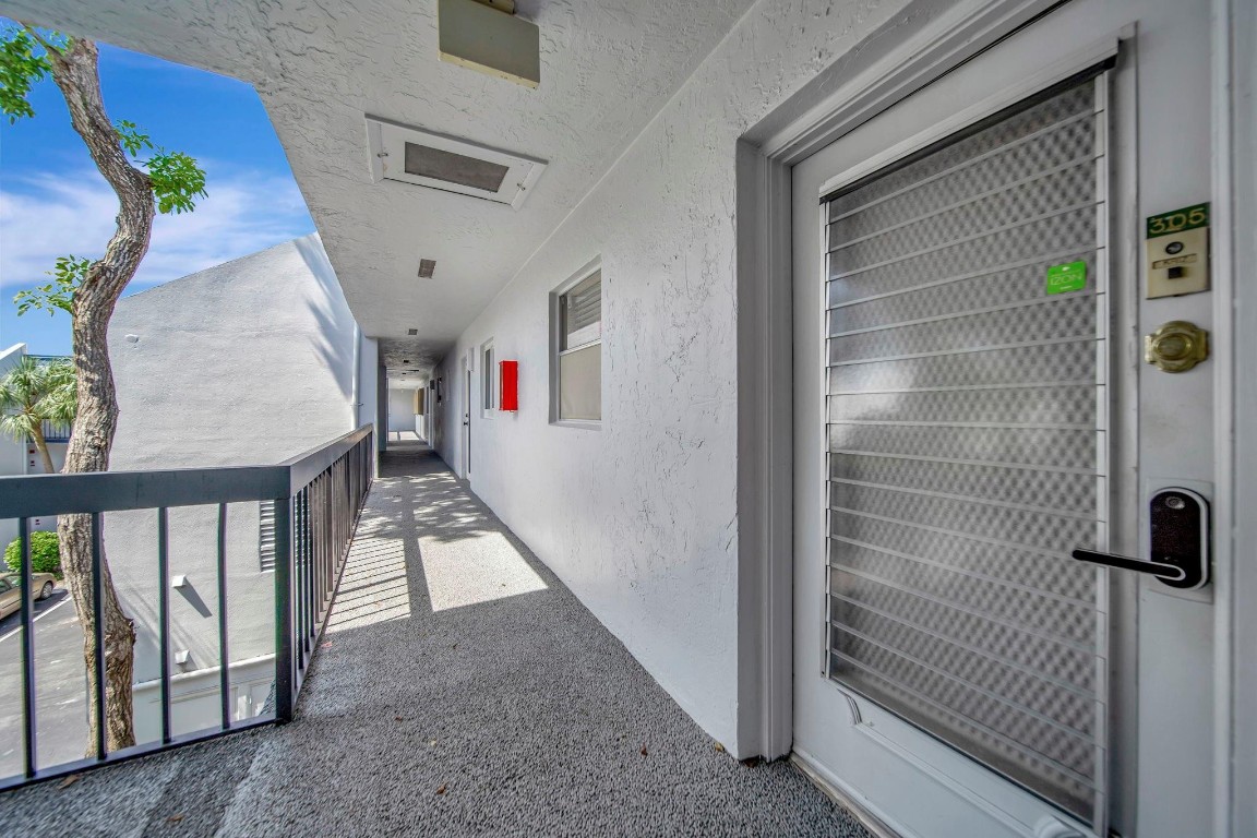 3100 Holiday Springs Blvd 305