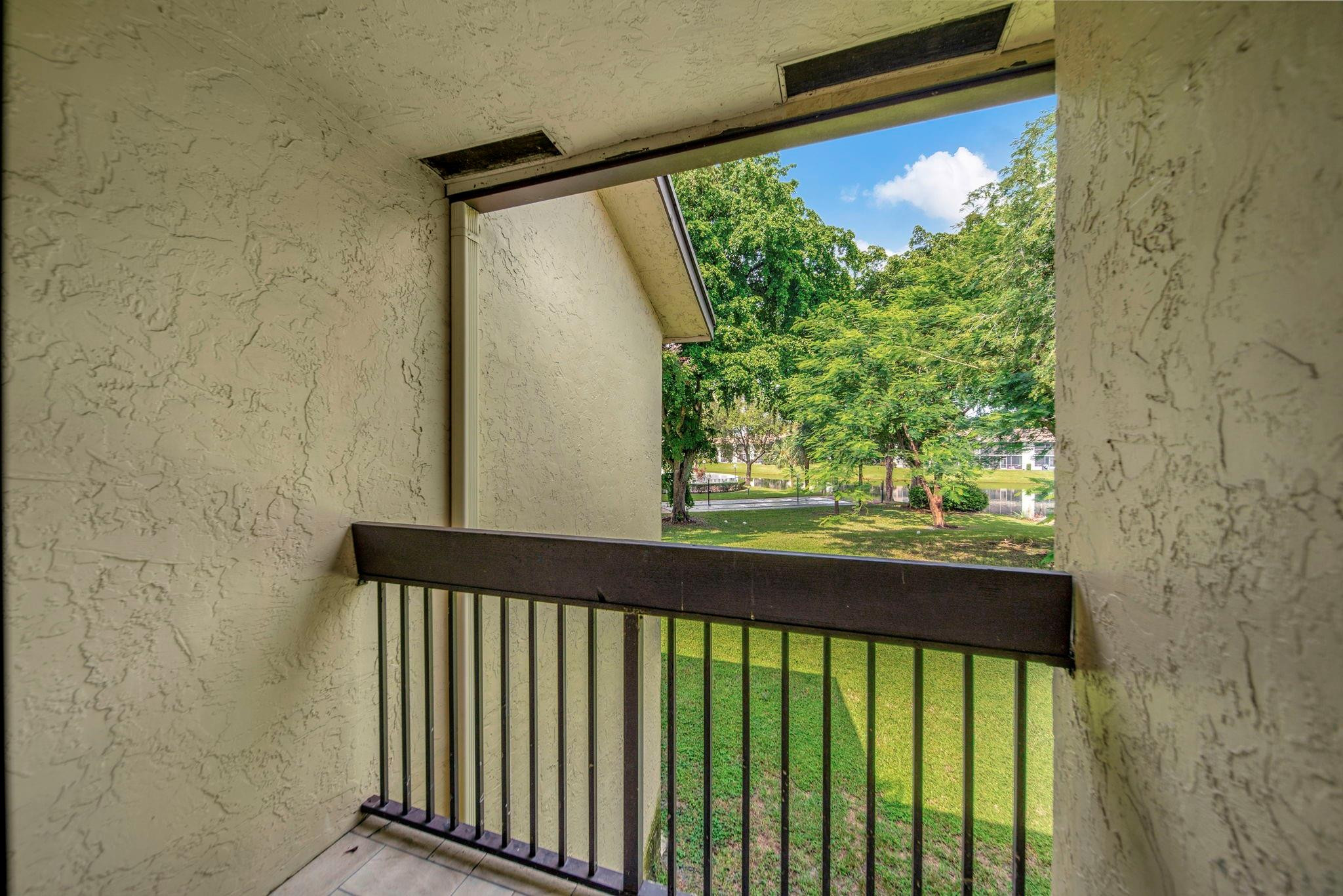 1977 SW 15th St 112