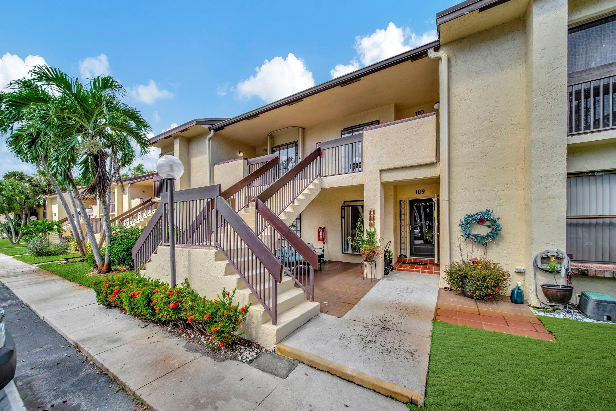 1977 SW 15th St 112