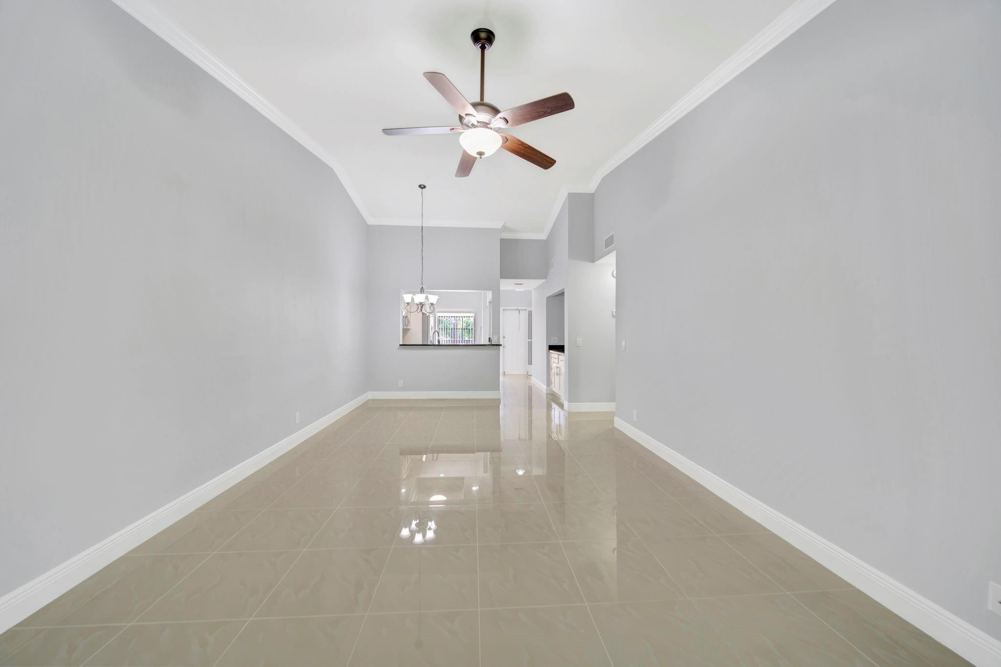 1977 SW 15th St 112