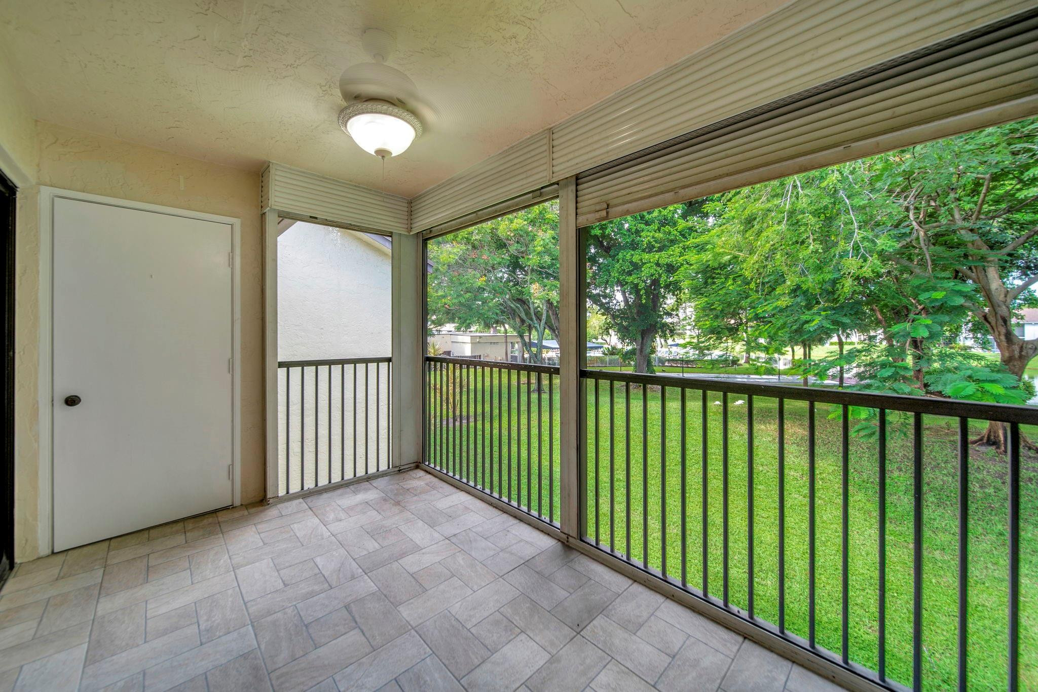 1977 SW 15th St 112