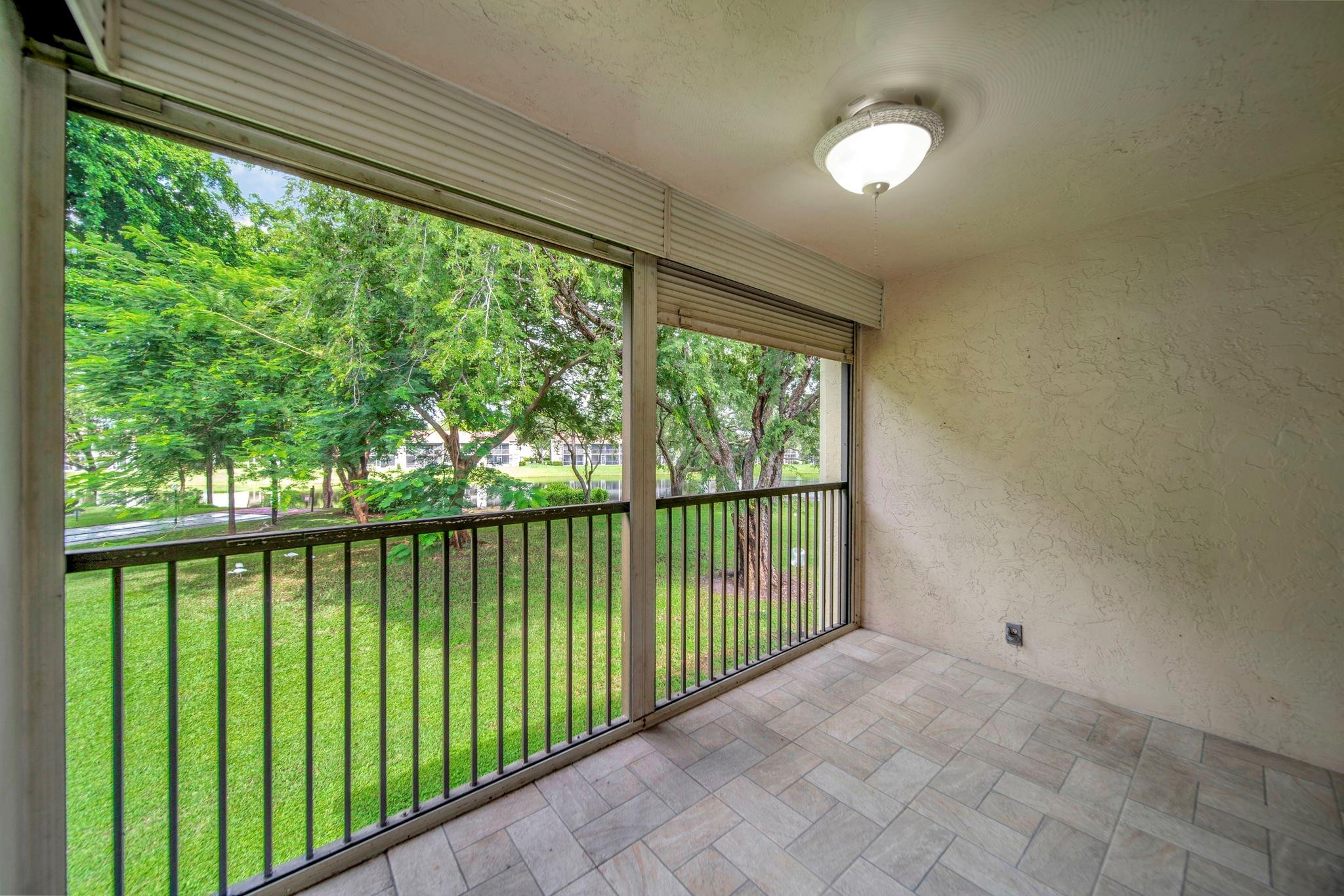 1977 SW 15th St 112