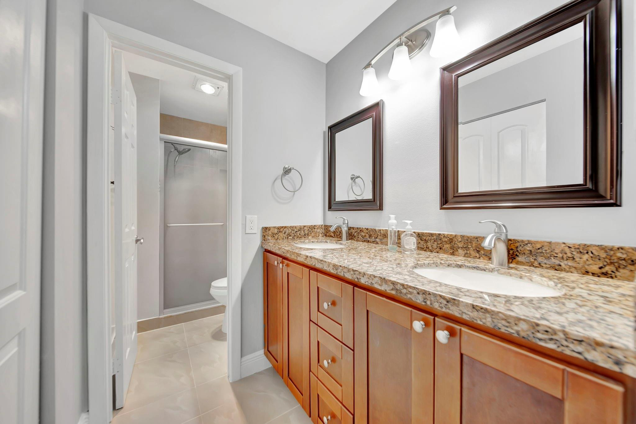 1977 SW 15th St 112