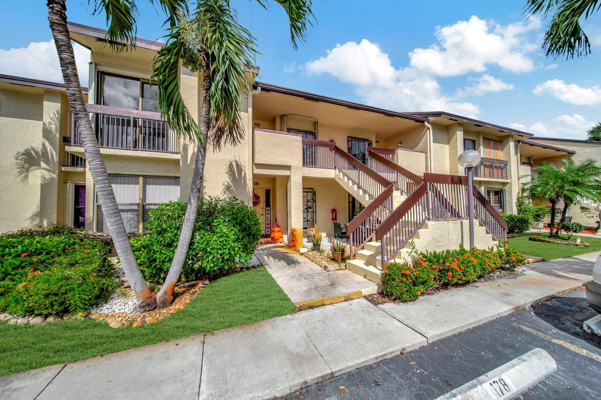 1977 SW 15th St 112