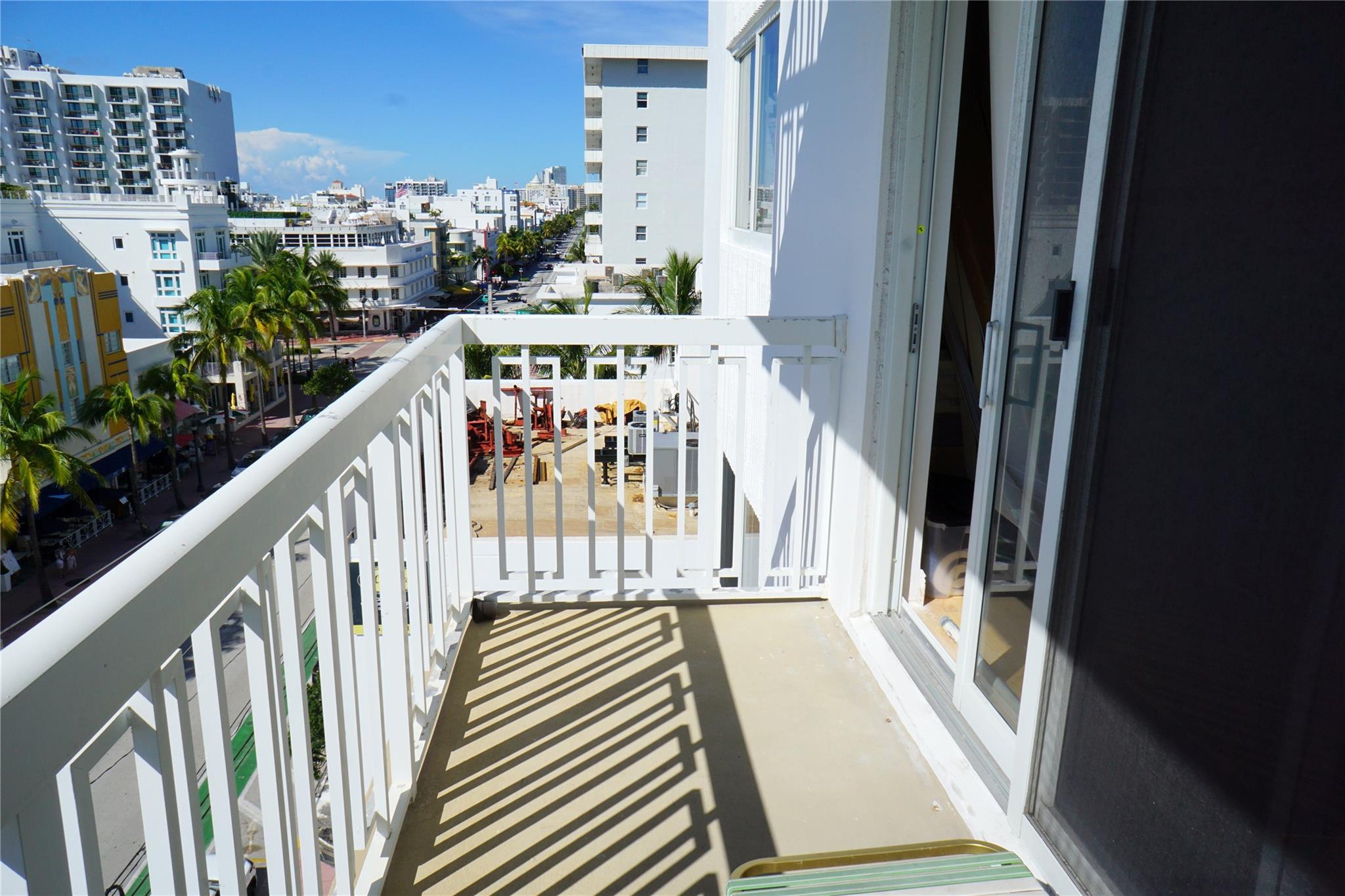 401 Ocean Dr 701