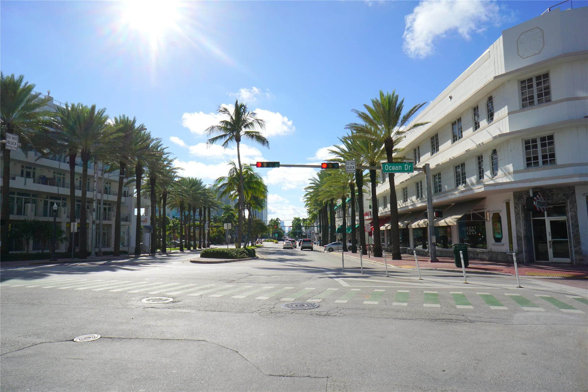 401 Ocean Dr 701